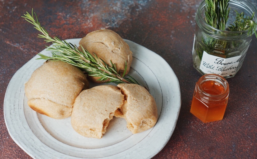 Honey Whole Wheat Dinner Rolls with a Touch of Rosemary